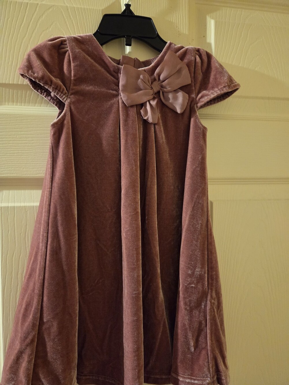 Girls Velvet Bow-Front Formal Dress in Mauve